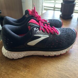 Brooks Black and pink Athletic Shoes